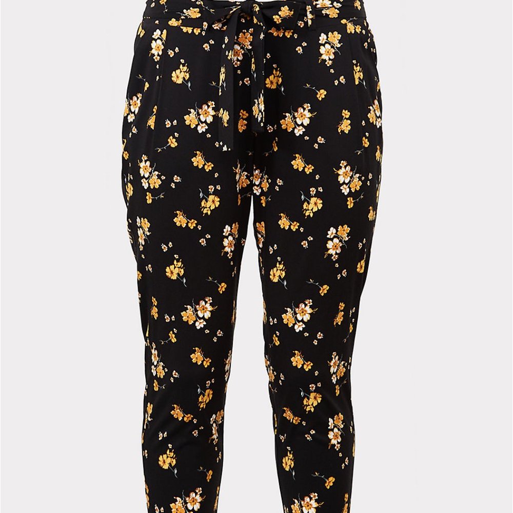 Torrid New Black With Floral Yellow Print SIze 4